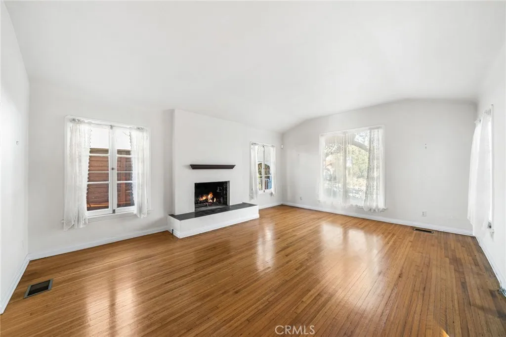 3727 Walnut, Long Beach, California 90807 home-pic-6